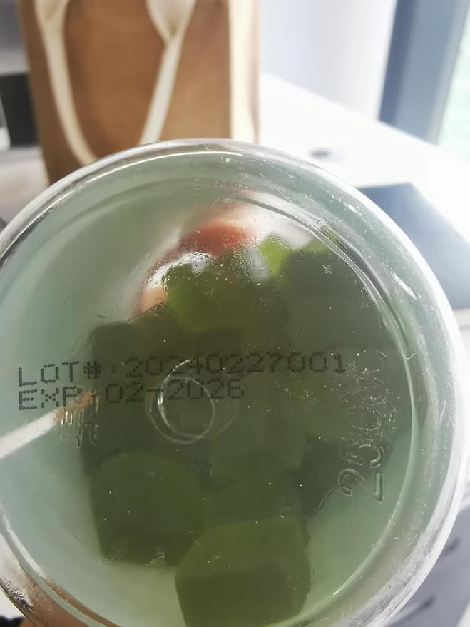 Chlorophyll Gummies for Body Odor Deodorant 2 Pack, Spirulina Chlorella Sugar Free Herbal Supplement for Immune Support, Women Vitamins Gummy Vegan Non-GMO